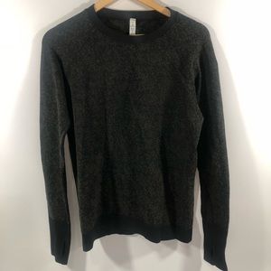 Lululemon Green Black Pattern Long Sleeve Crew Neck Sweater